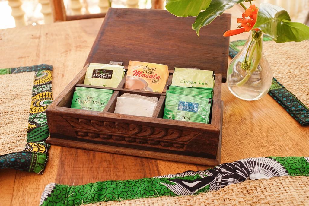 The Secret Garden Hotel Moshi Ngoại thất bức ảnh